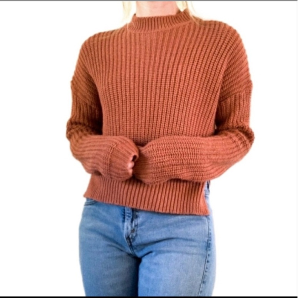 Love Change Italy Mustard Yellow Cropped Mock Neck Cozy Knit Sweater Size Medium